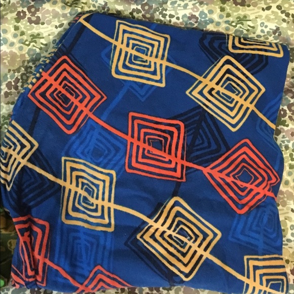 LulaRoe Leggings - Picture 3 of 5